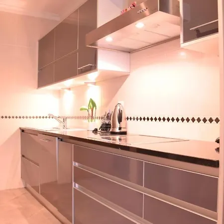 빌라 Prestige Five Sea View Marina By Tatihomes *