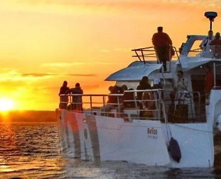 Prestige Five Sea View Marina By Tatihomes